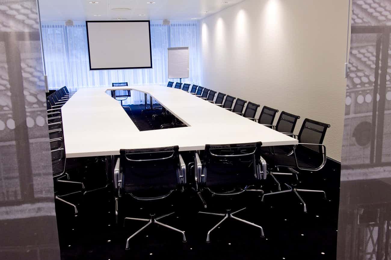 Van der Veeken Room 1