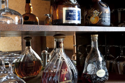 Bar 2