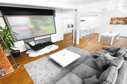 Studio 1 Apartment 10