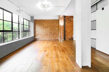 Studio 1 Apartment 13