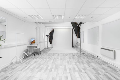 Studio 3 4
