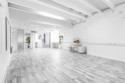 Studio 3 1