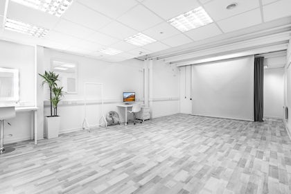 Studio 3 5