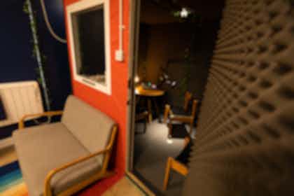 Content is Queen Peckham Recording Studio  1
