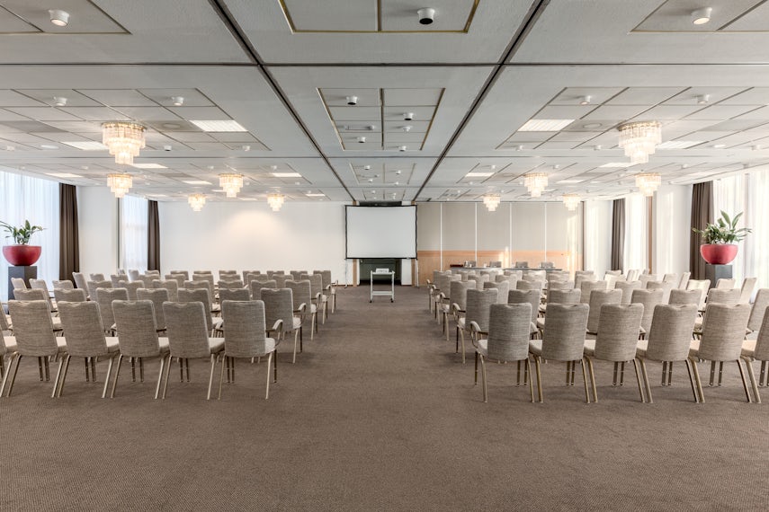 Meeting Rooms 1-8 0