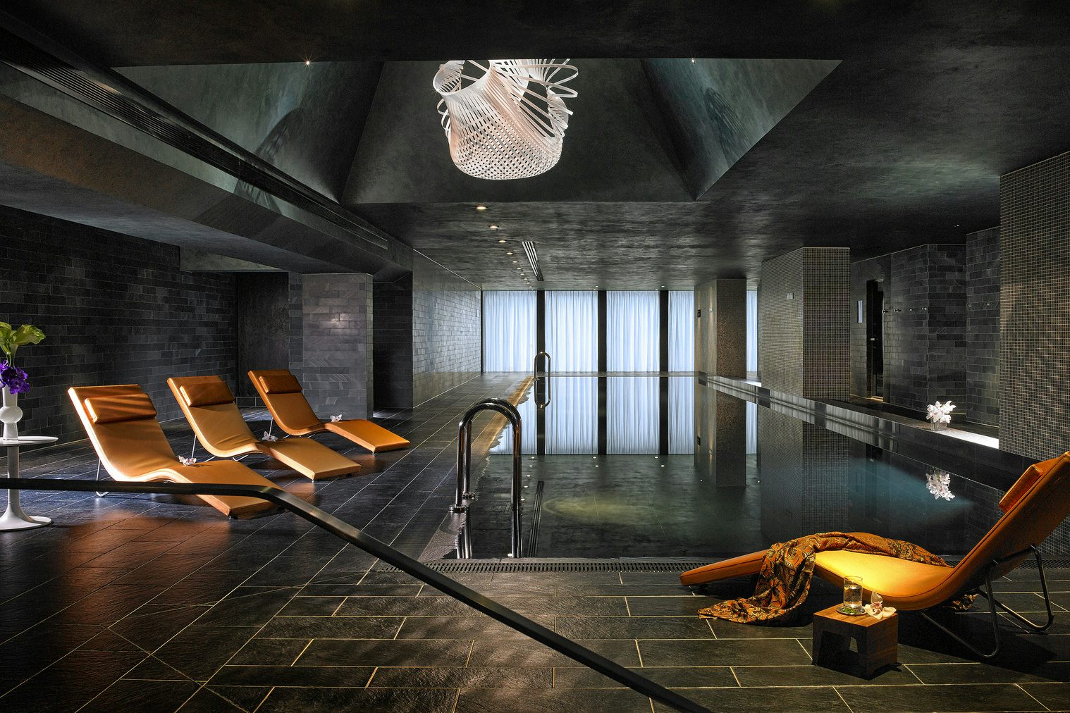 The Hibernia + The Aqueduct 4