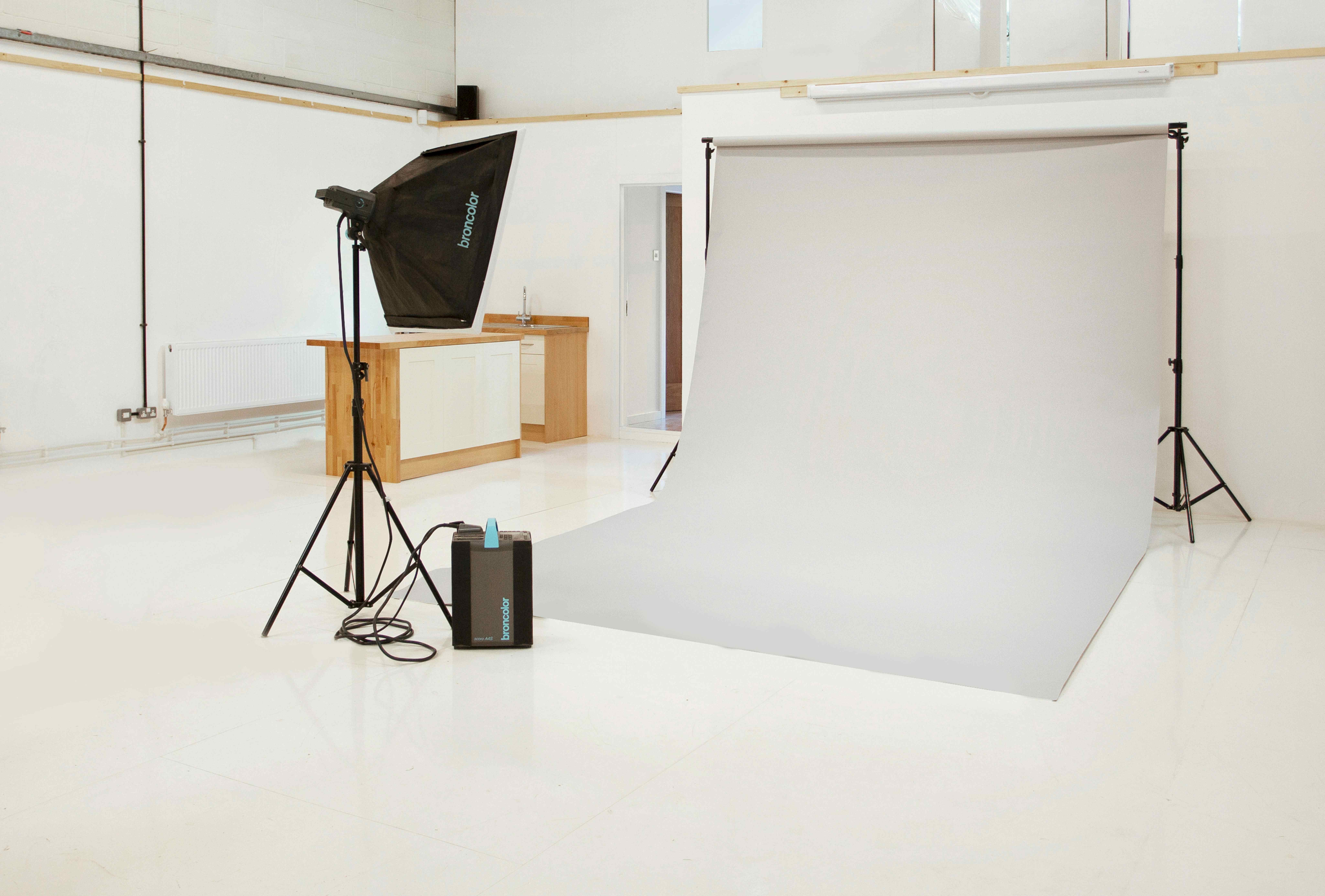 Des Fildes Hire Studio 2