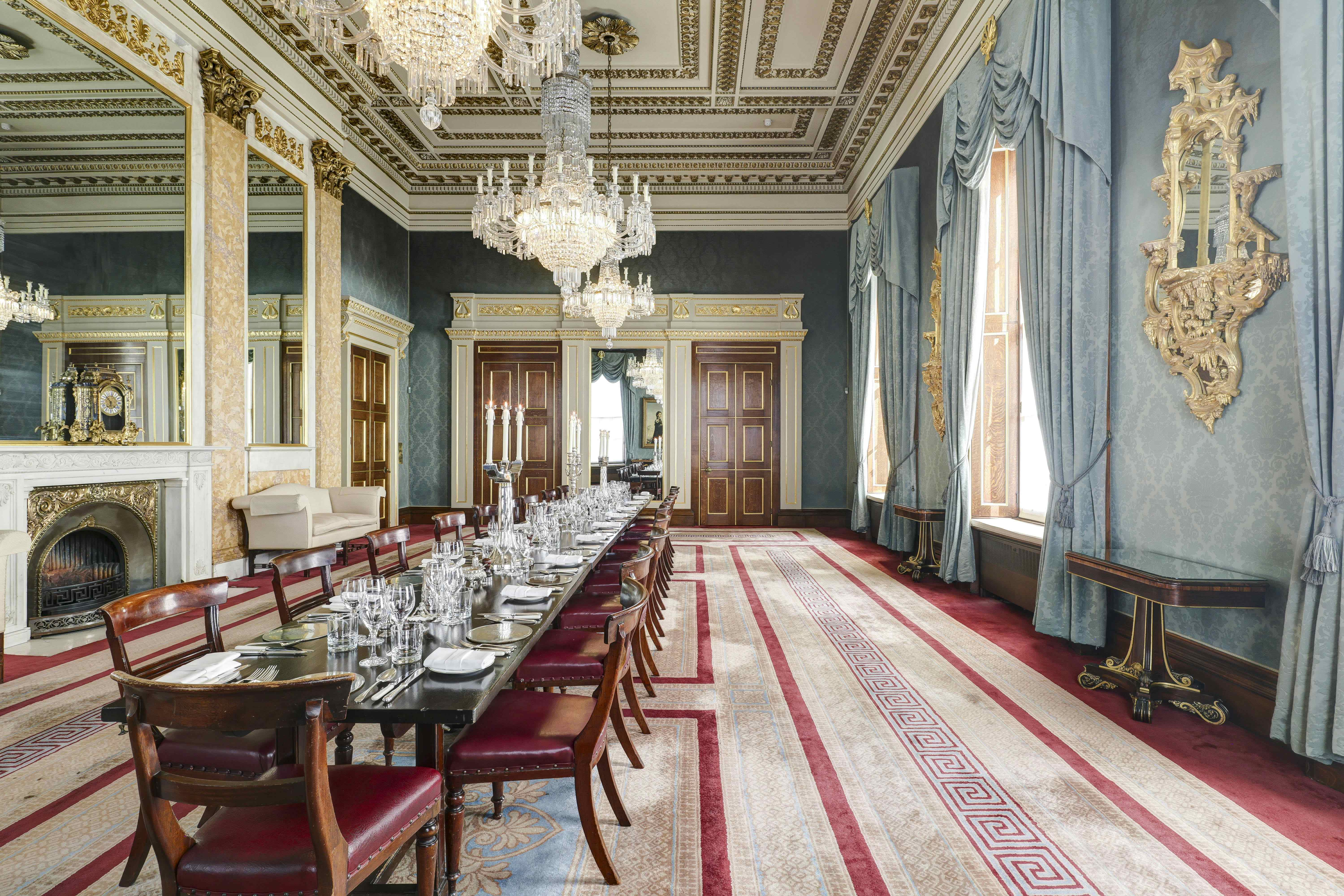 Court Drawing Room 2