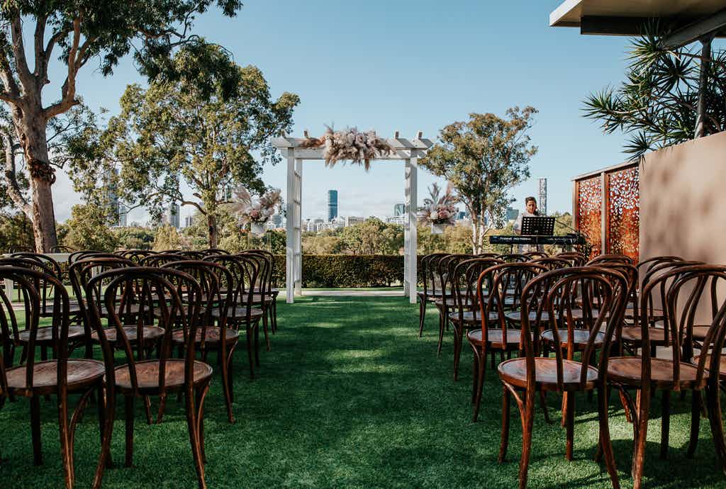 Courtyard Ceremony, Victoria Park Weddings