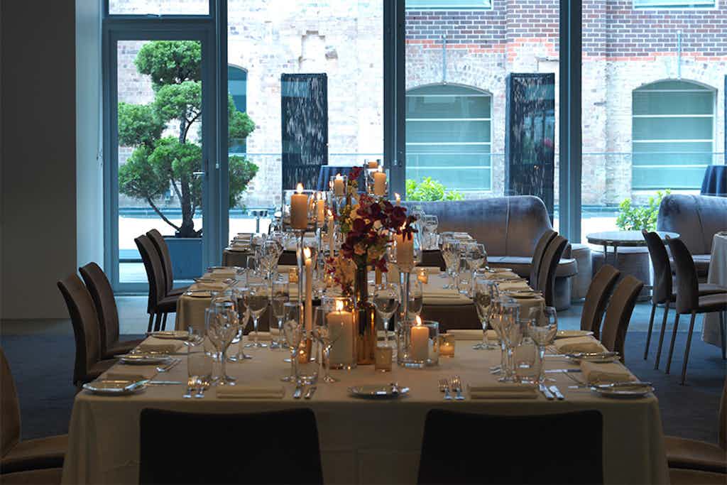 Establishment Ballroom 10