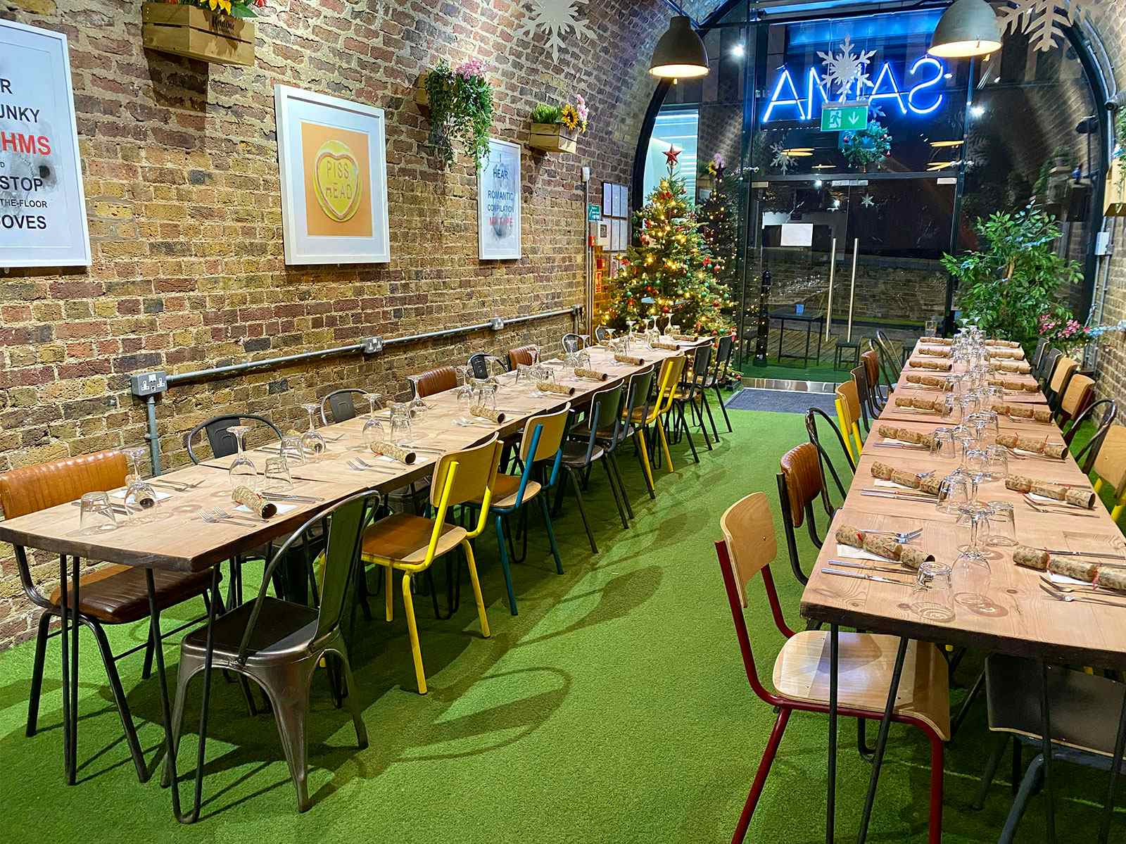 Inside Garden Arch  4