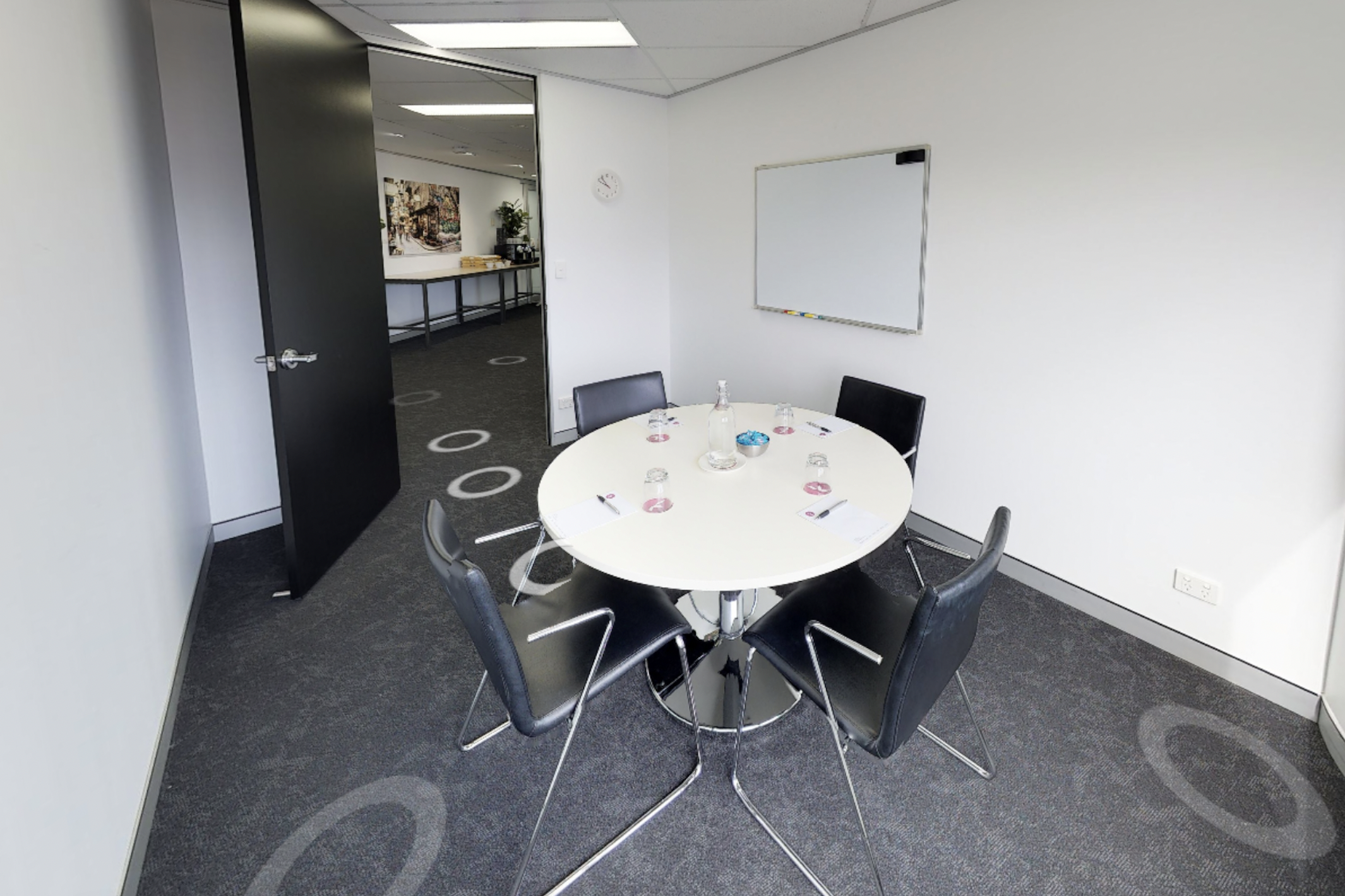 Meeting Room 3D tour