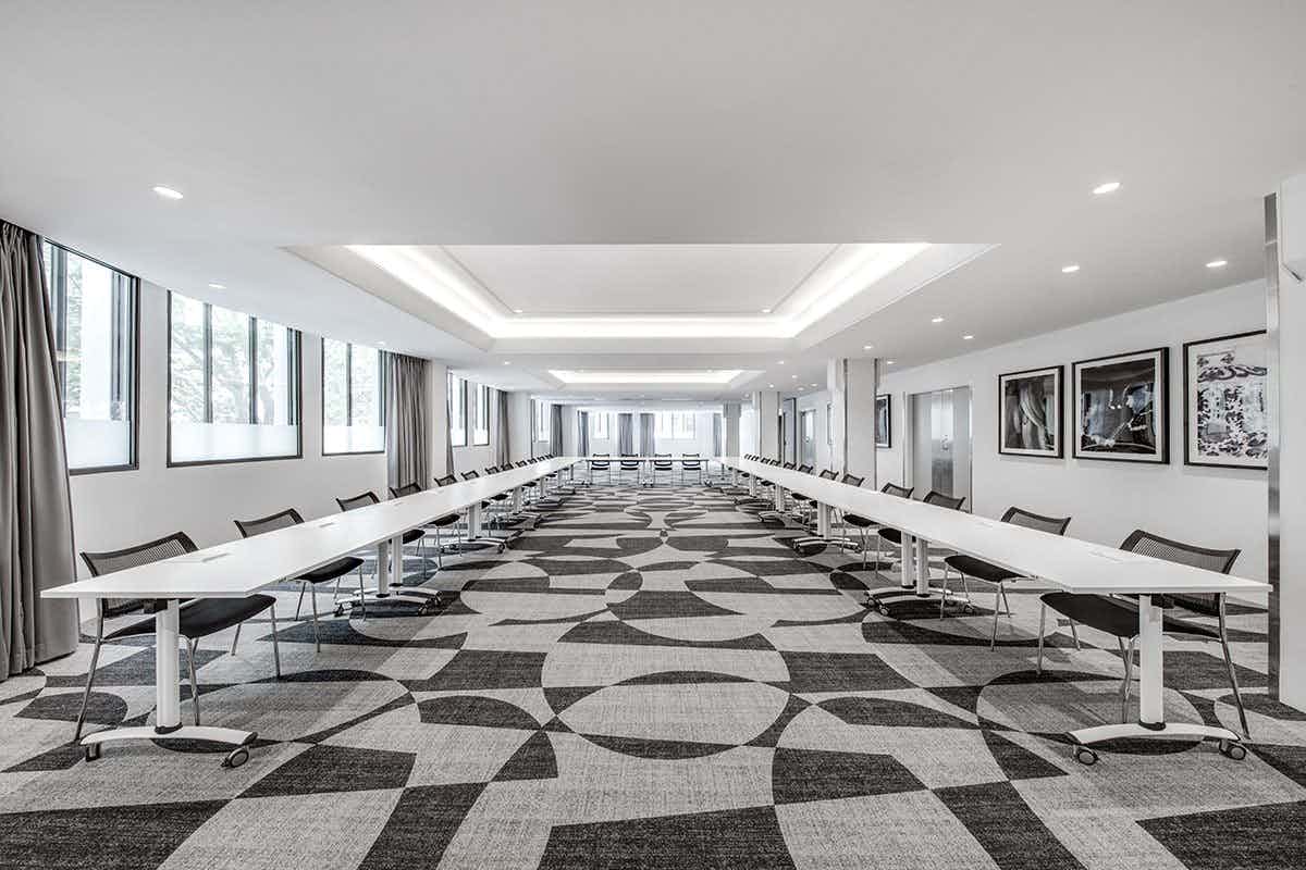 The Loudon's Garage 4