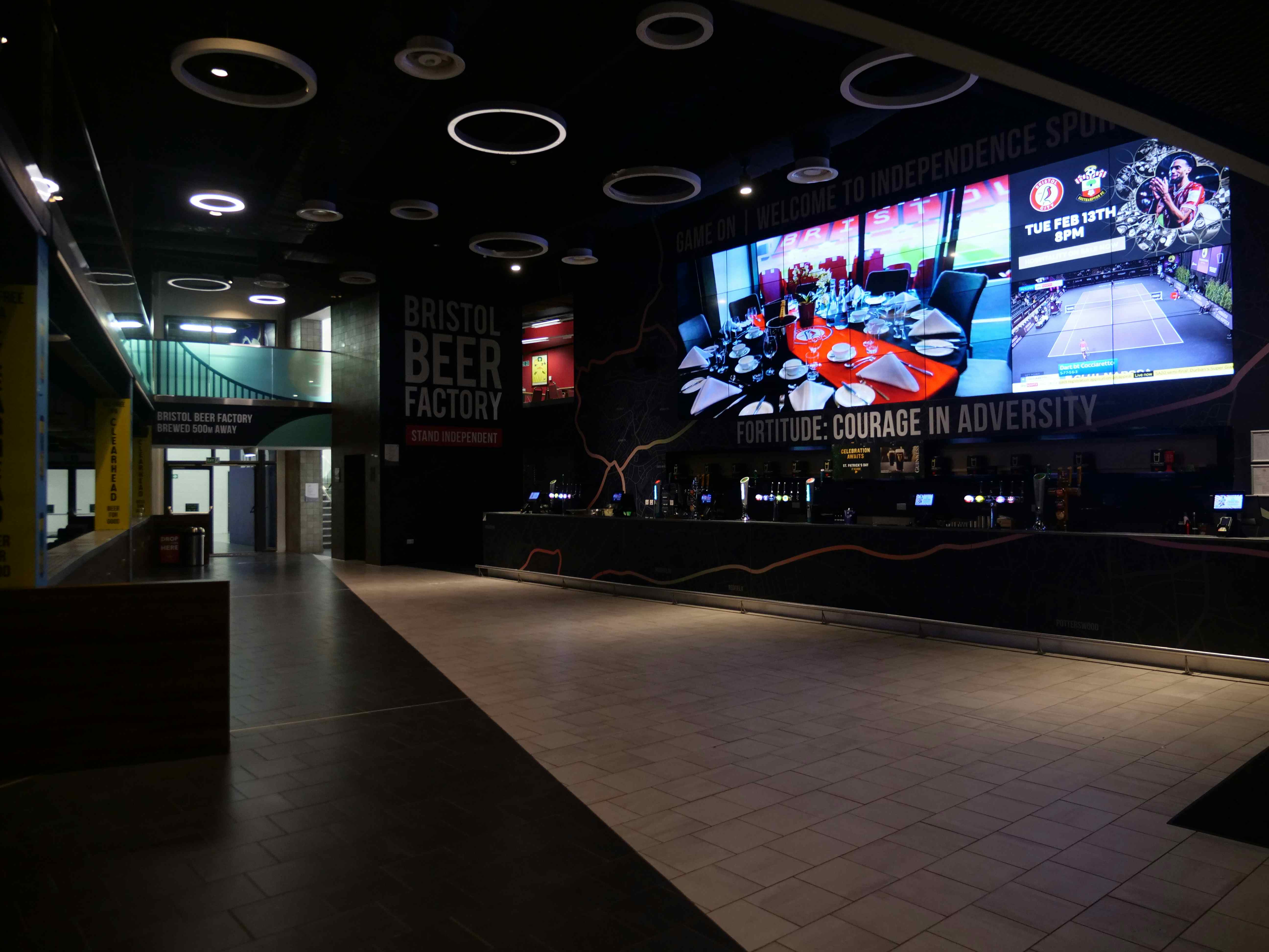 Sports Bar and Pizzeria  4