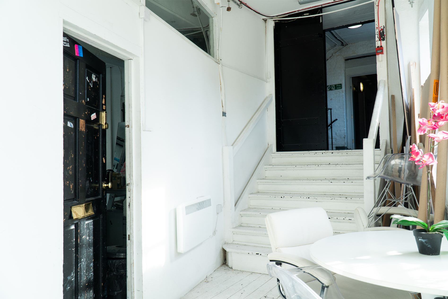 Madein.Eden Studio 8