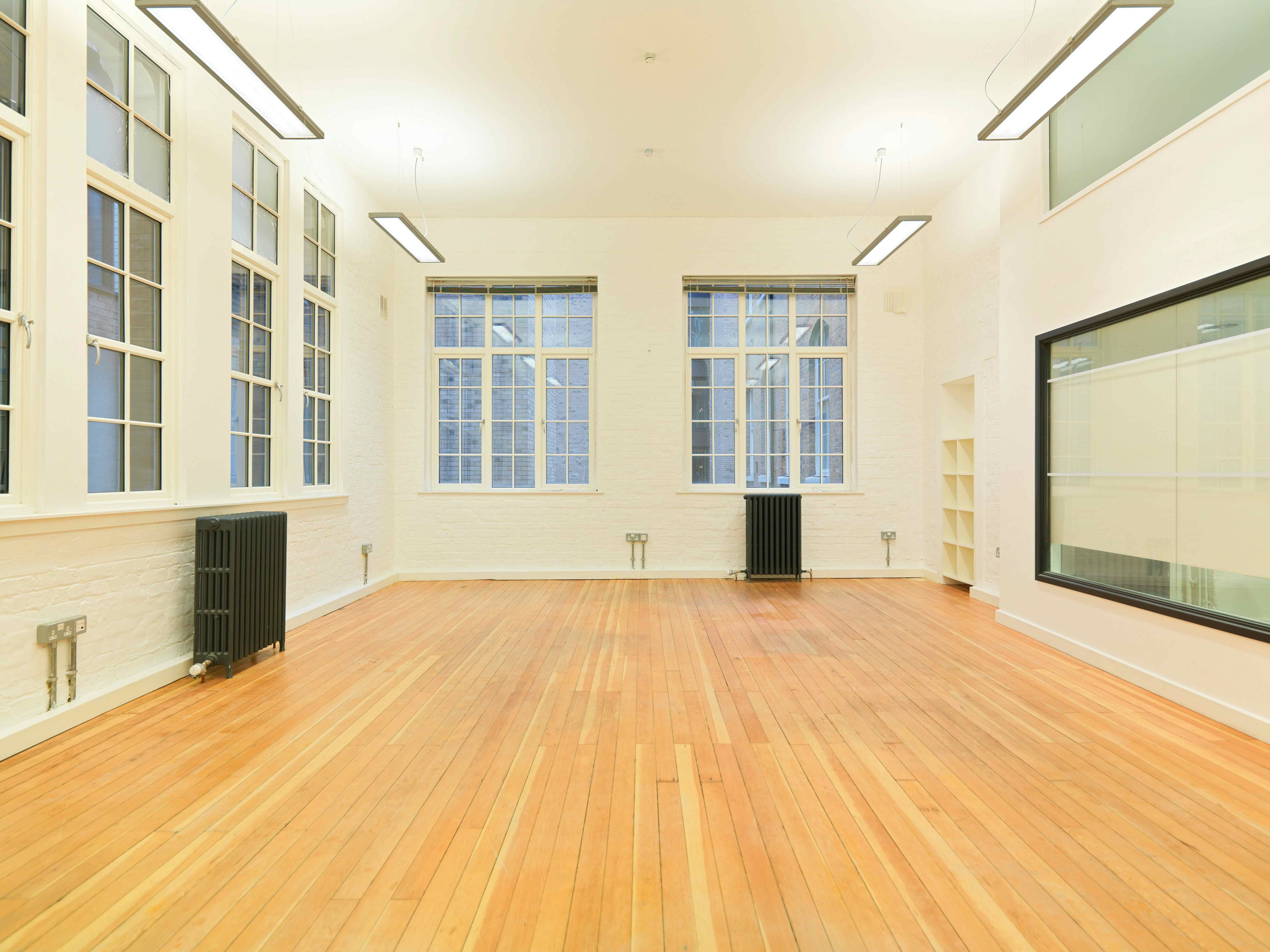 Moving Pieces Studio 0