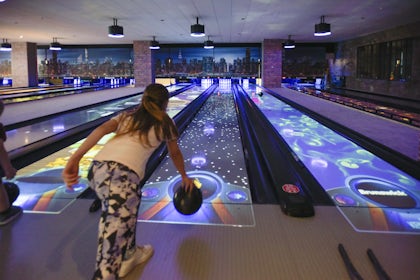 G-Bowl Immersive Augmented Reality Bowling 1
