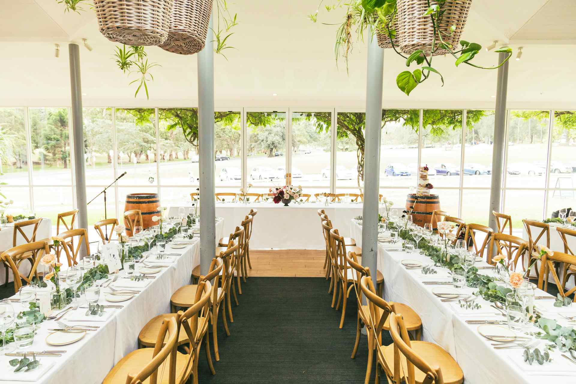 Wisteria Room with Outdoor Lawn 6