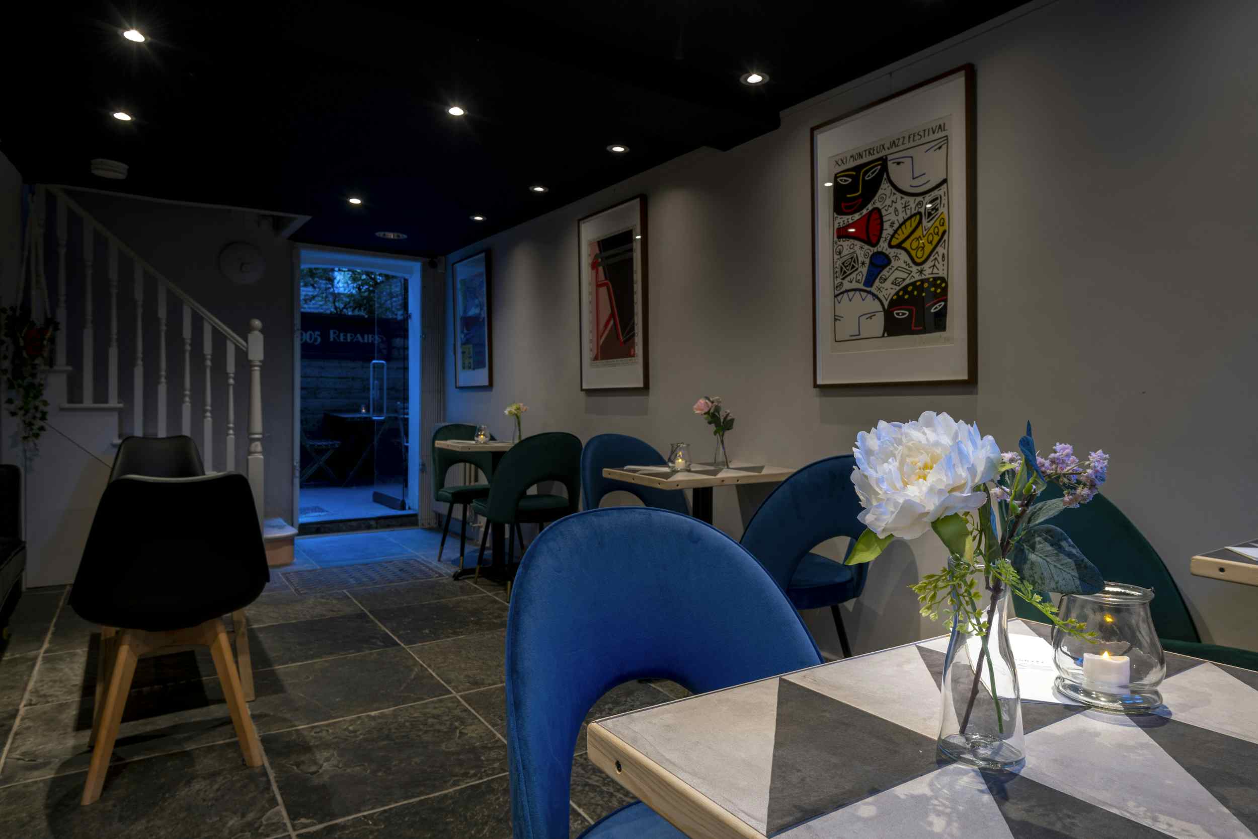 Frequency Cocktail Bar 5