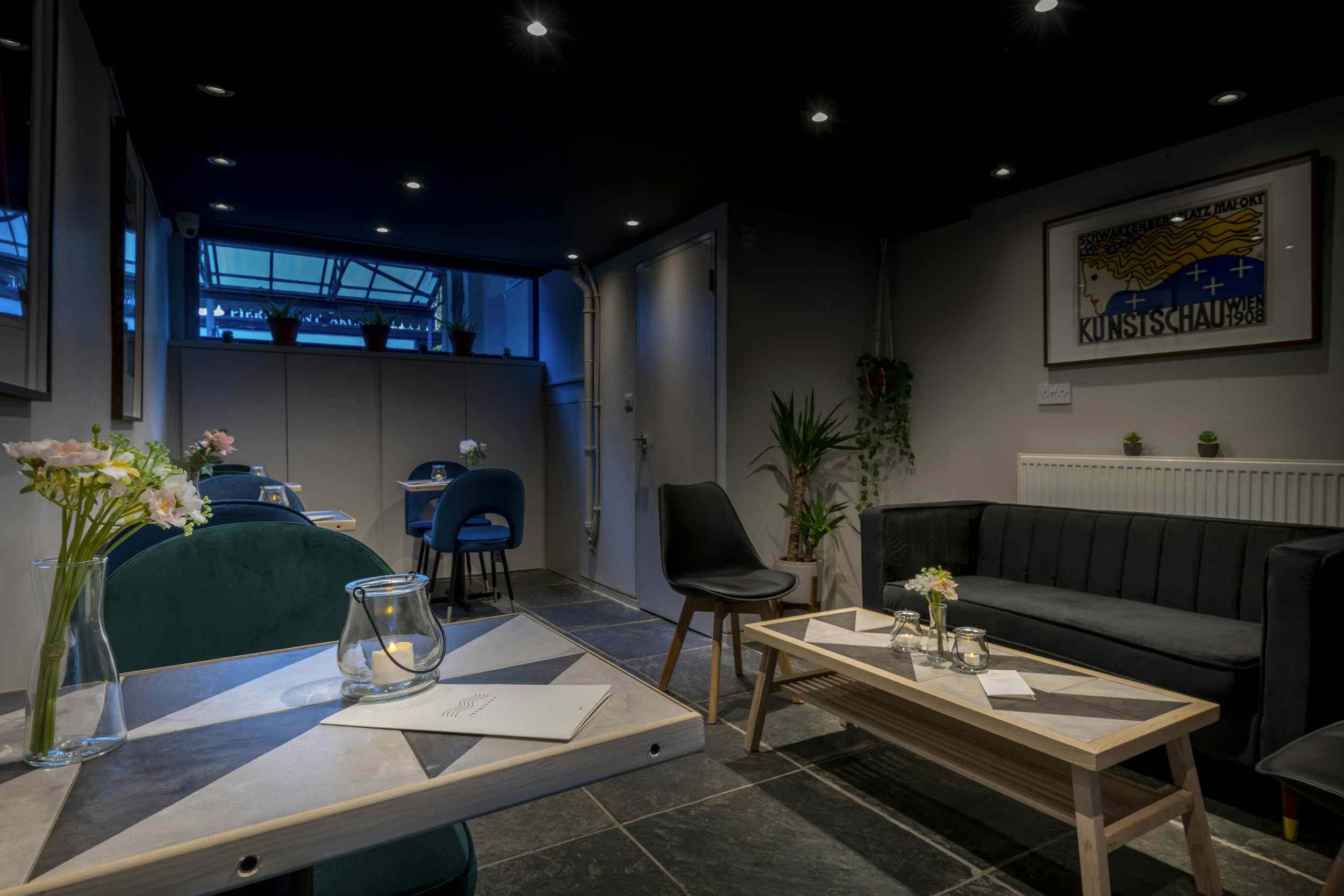 Frequency Cocktail Bar 1