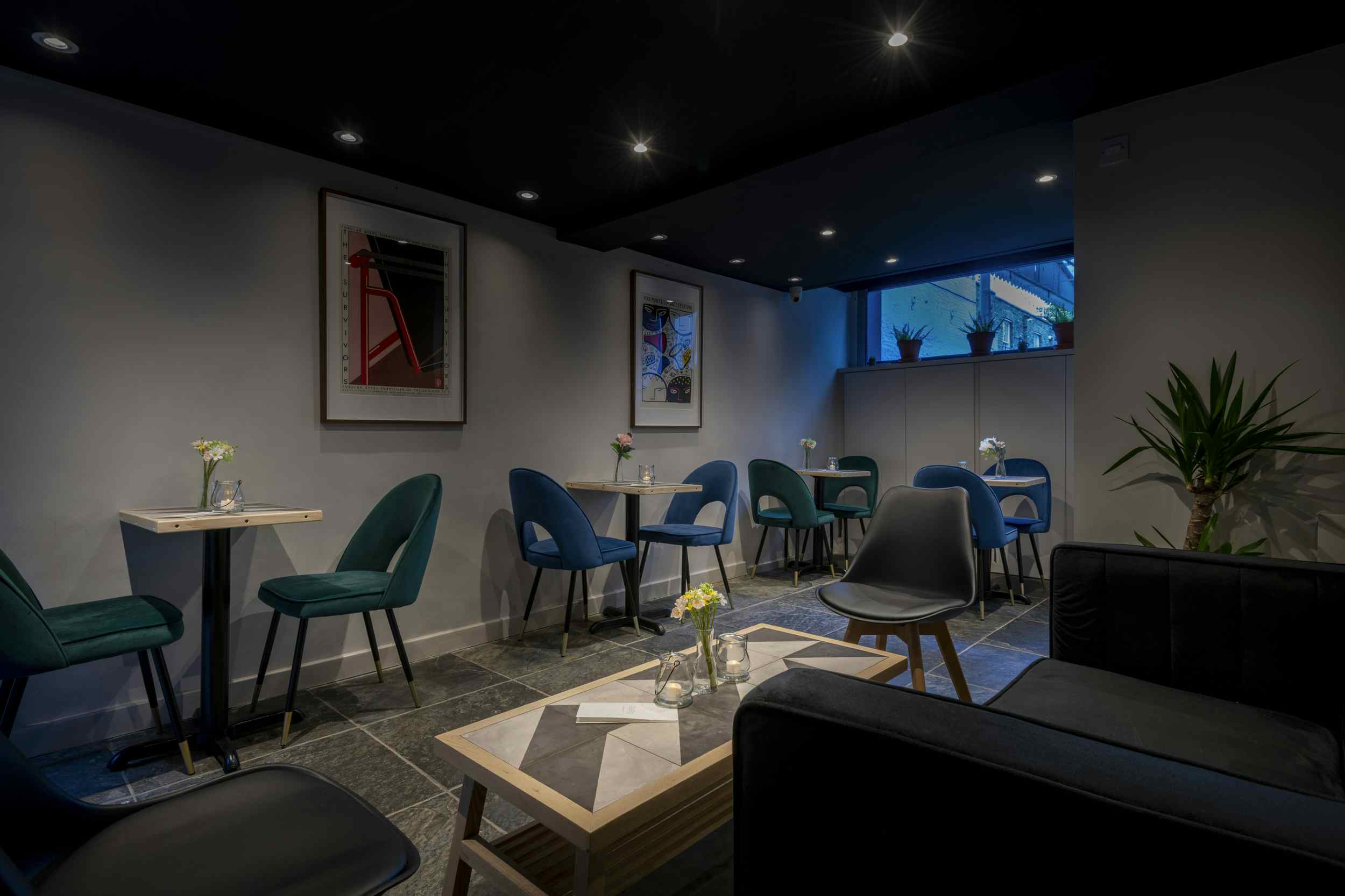 Frequency Cocktail Bar