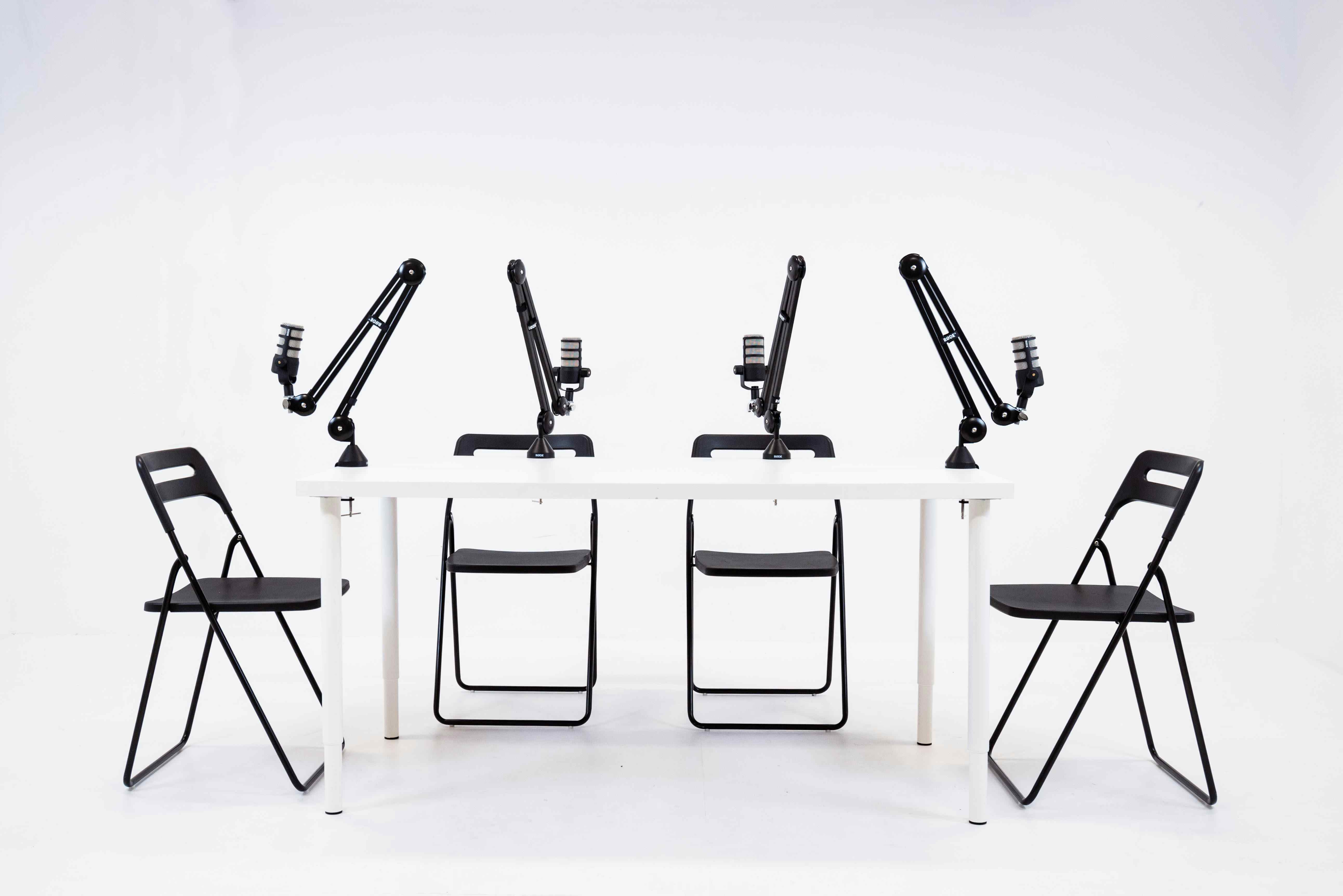 Podcast Studio (White) 4