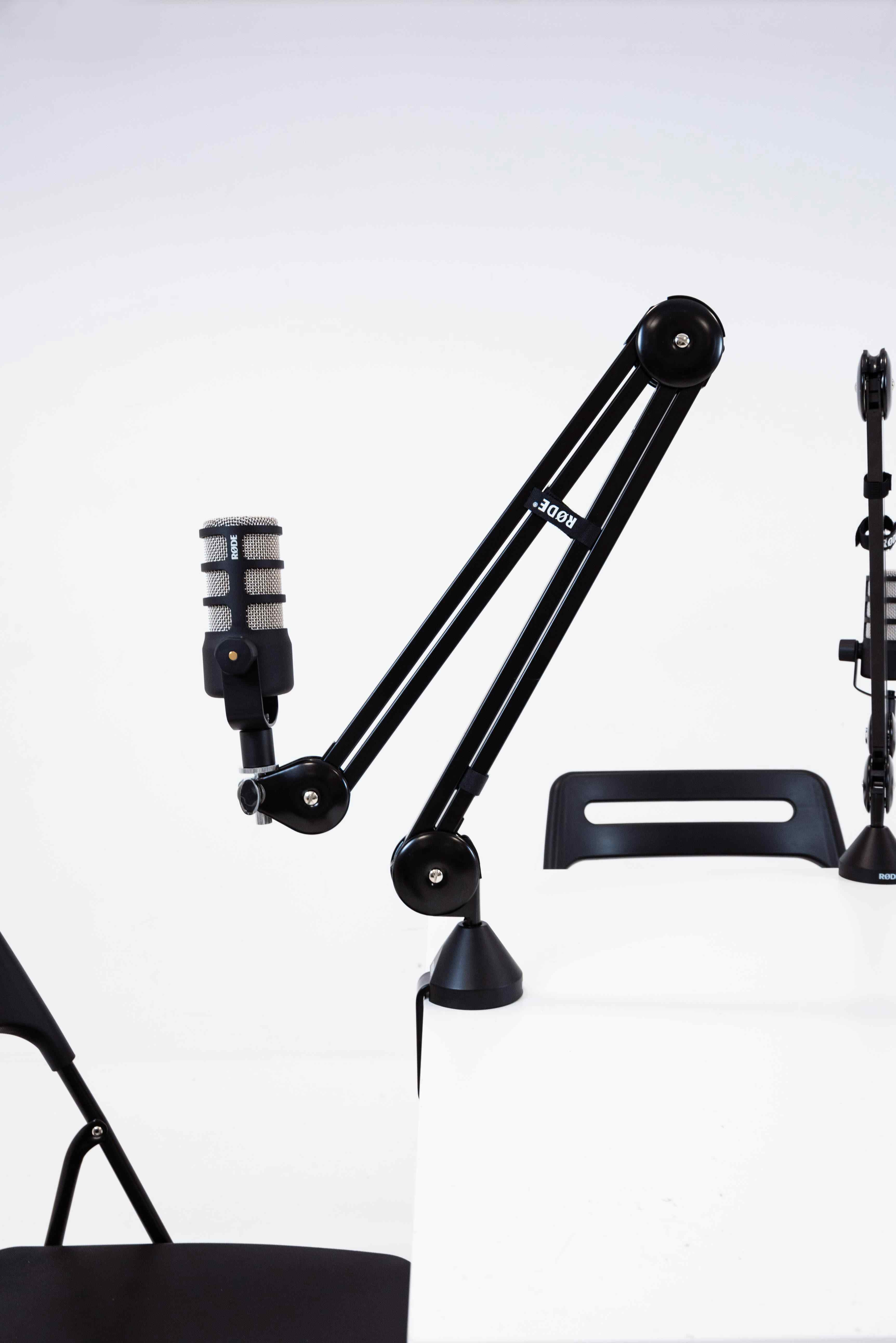 Podcast Studio (White) 6