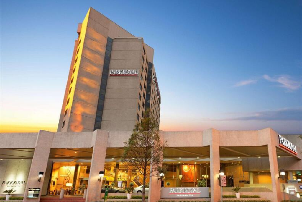 Governor’s Ballroom 2