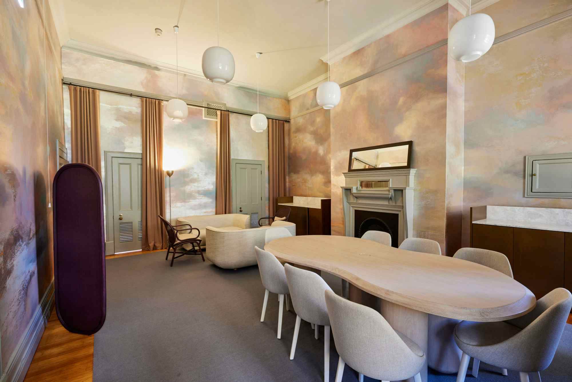  The Mint Messenger's Room