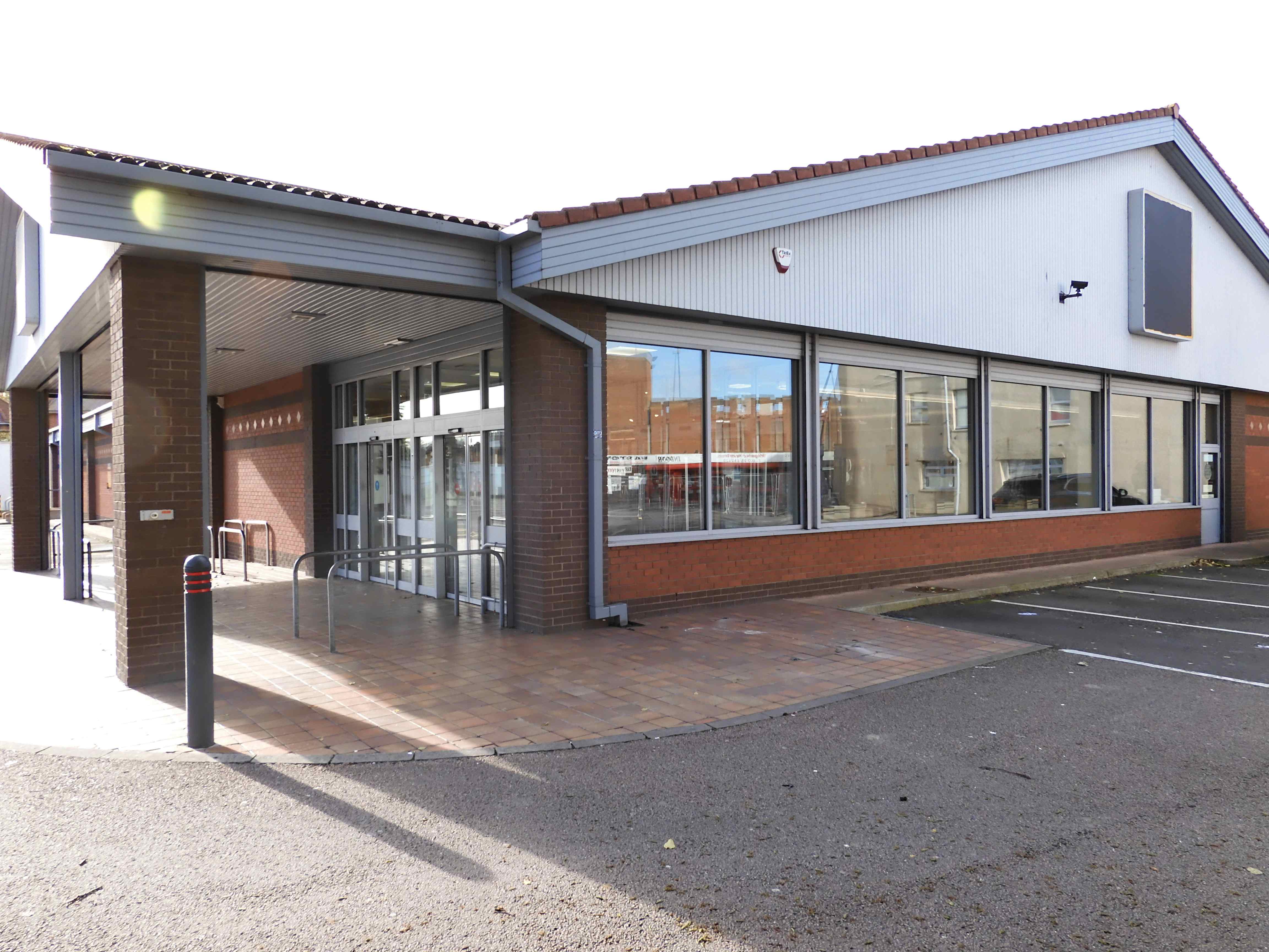 Usable Supermarket Space 2