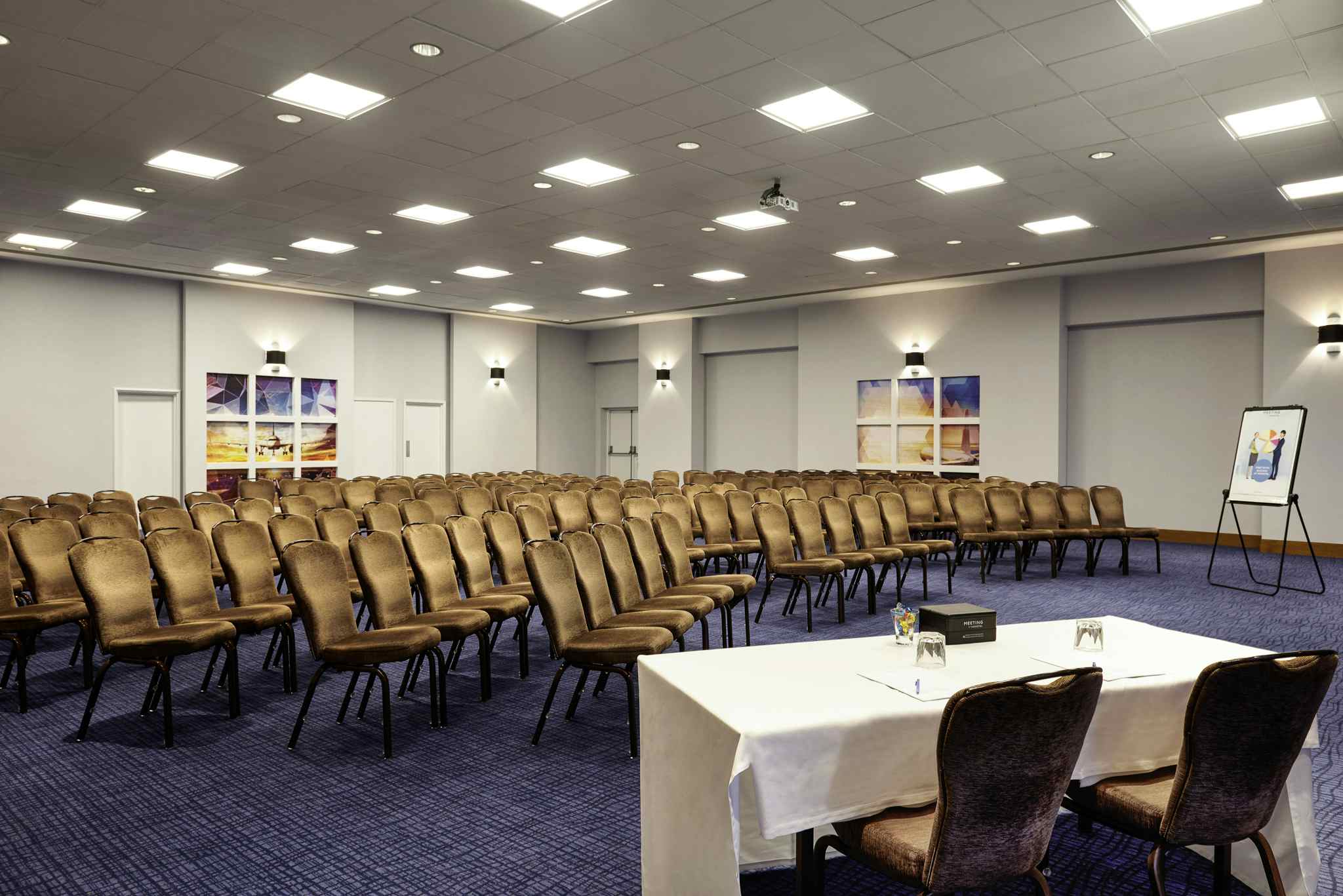 book-albury-at-novotel-london-stansted-airport-a-stansted-venue-for