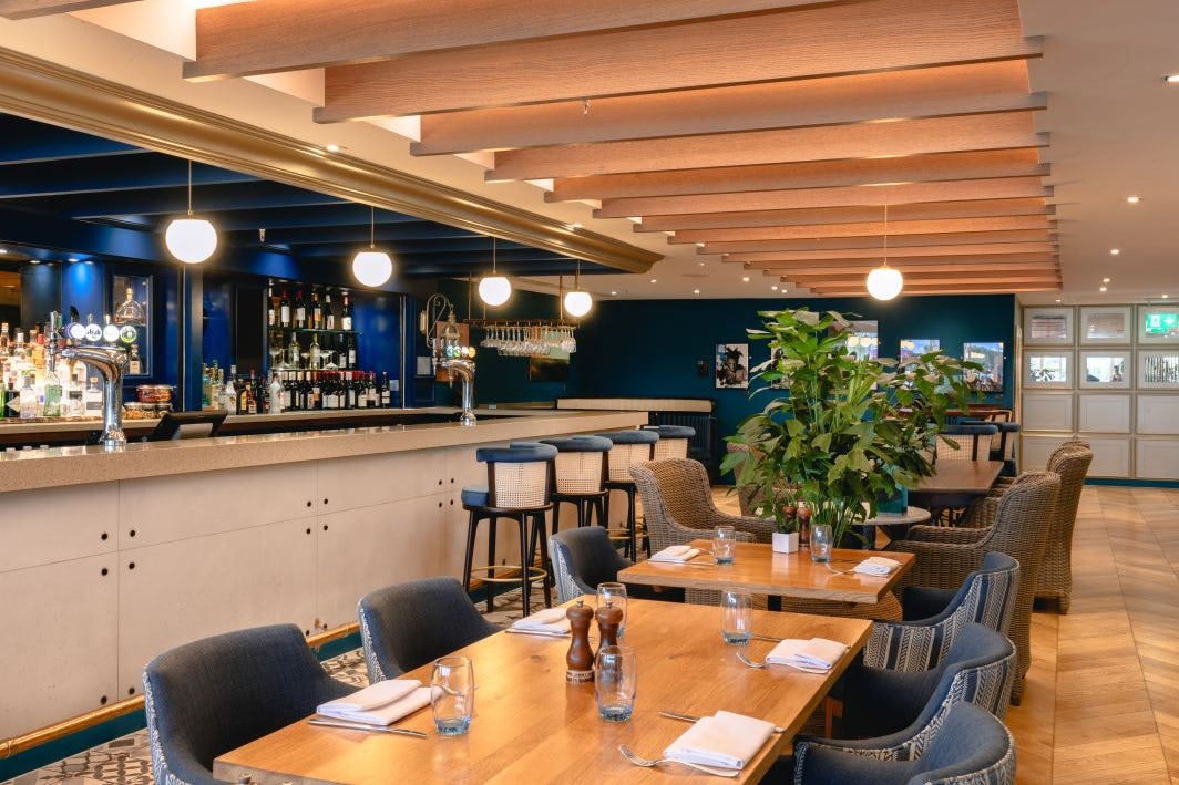 Dylan Thomas Suite 2