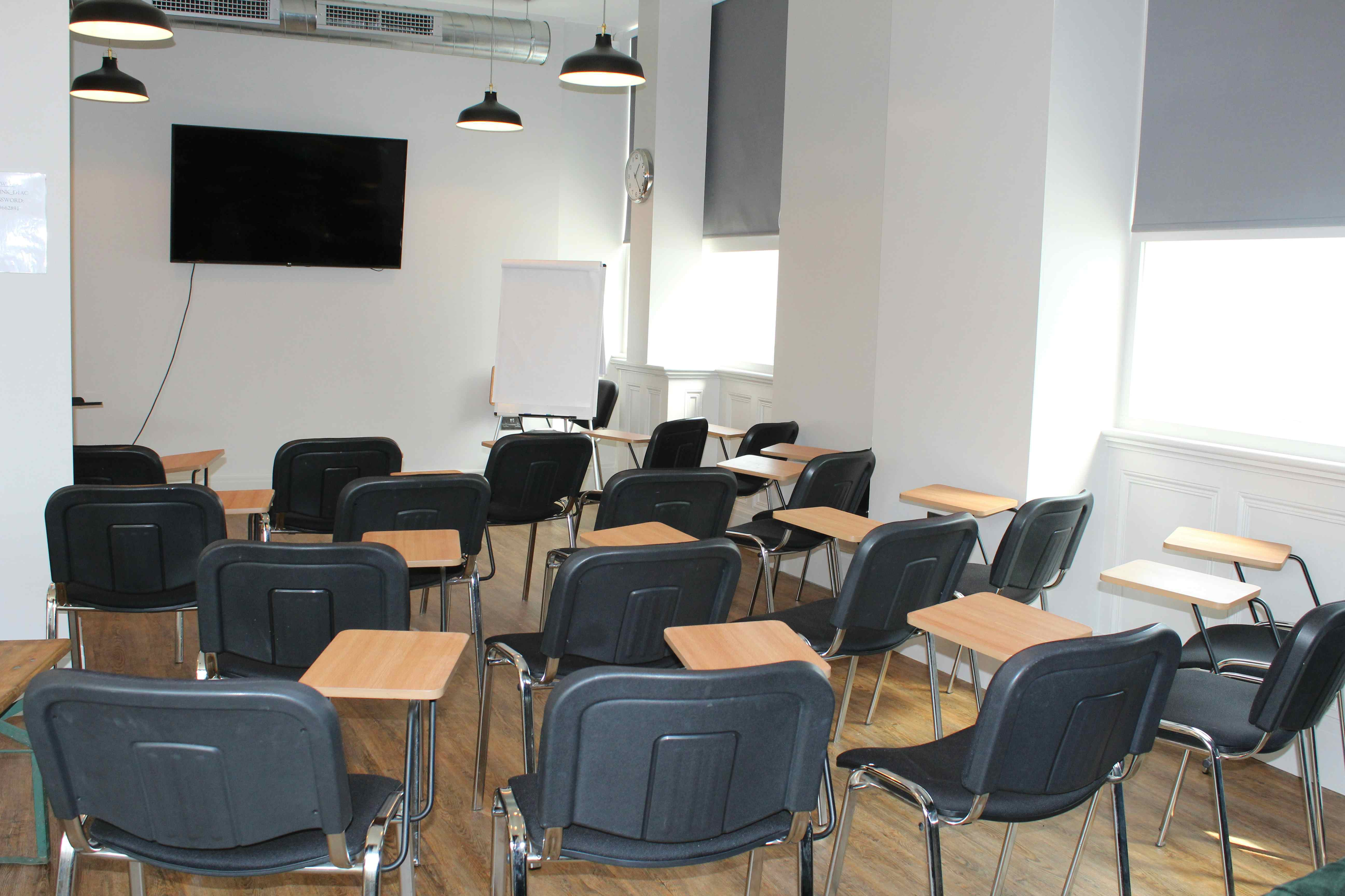 204a Manor Place  - Kennington 3