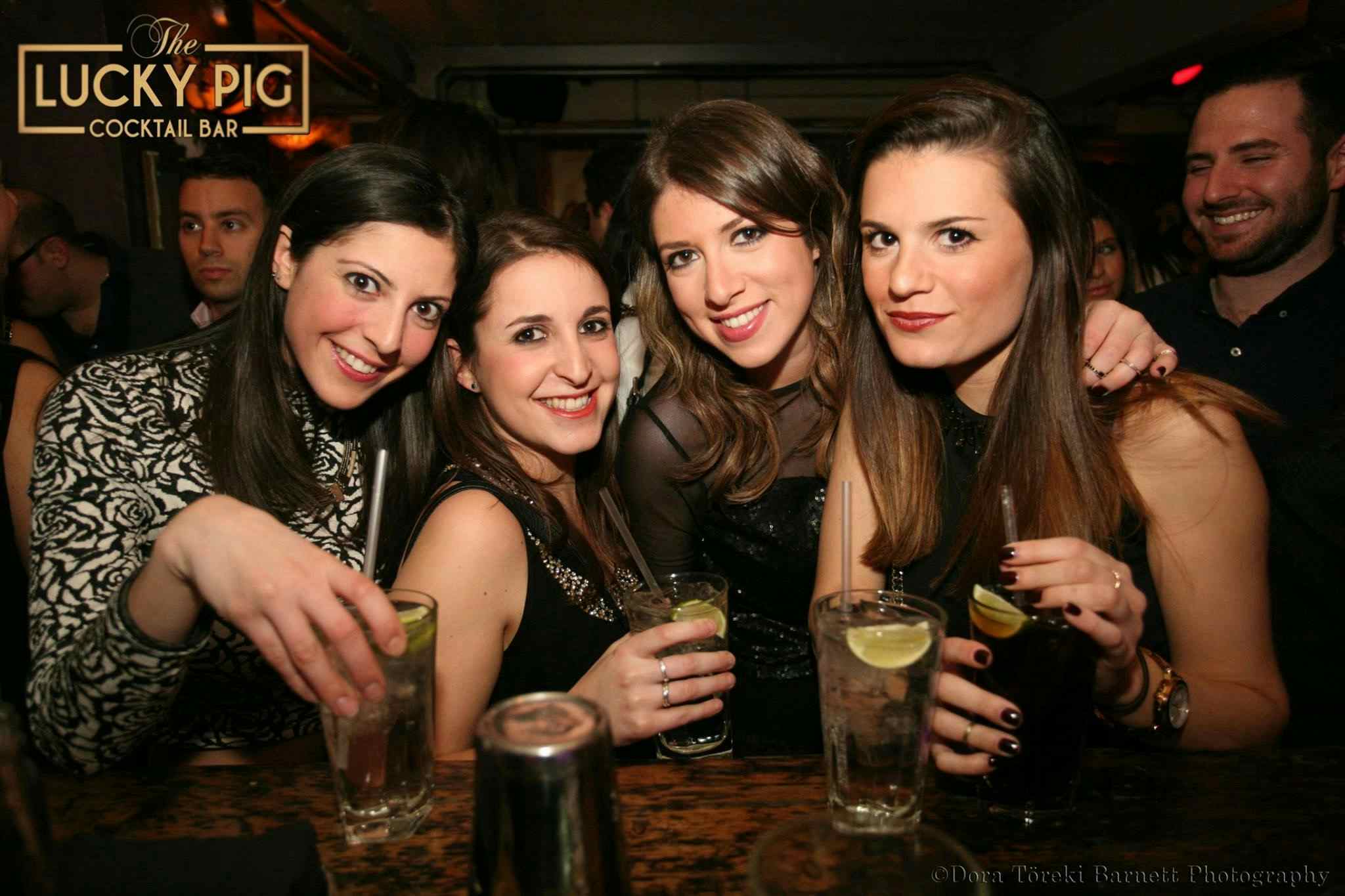 Christmas Hire, Area 17