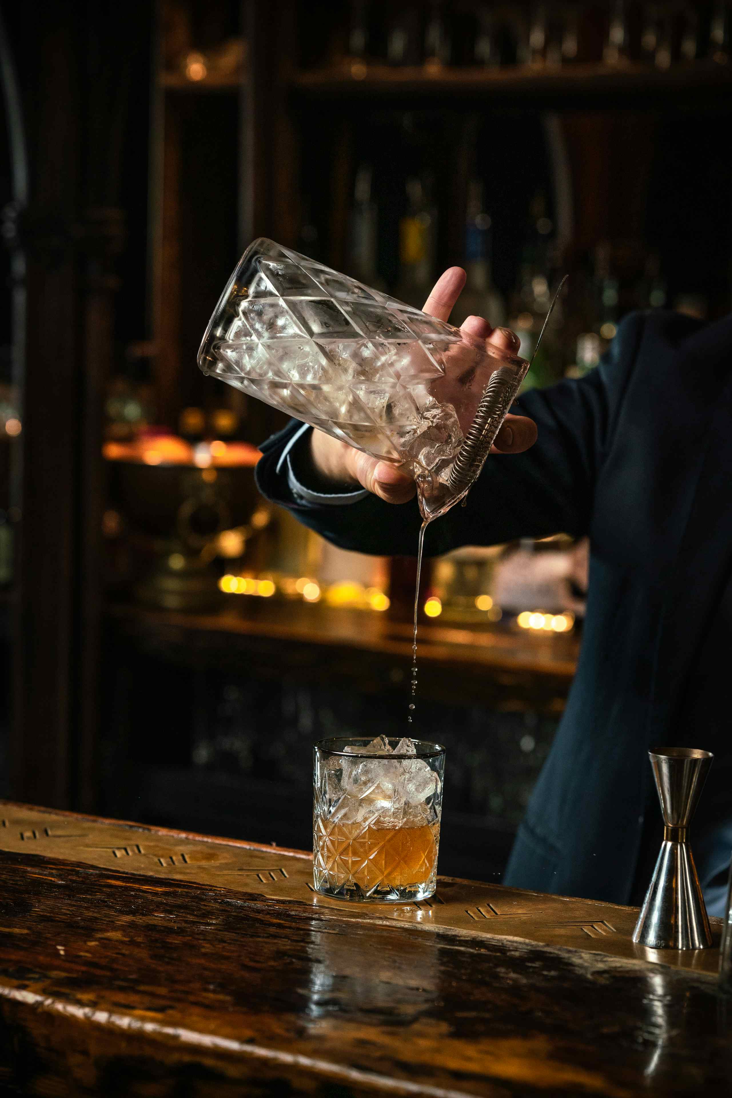 Christmas Hire, Area 21