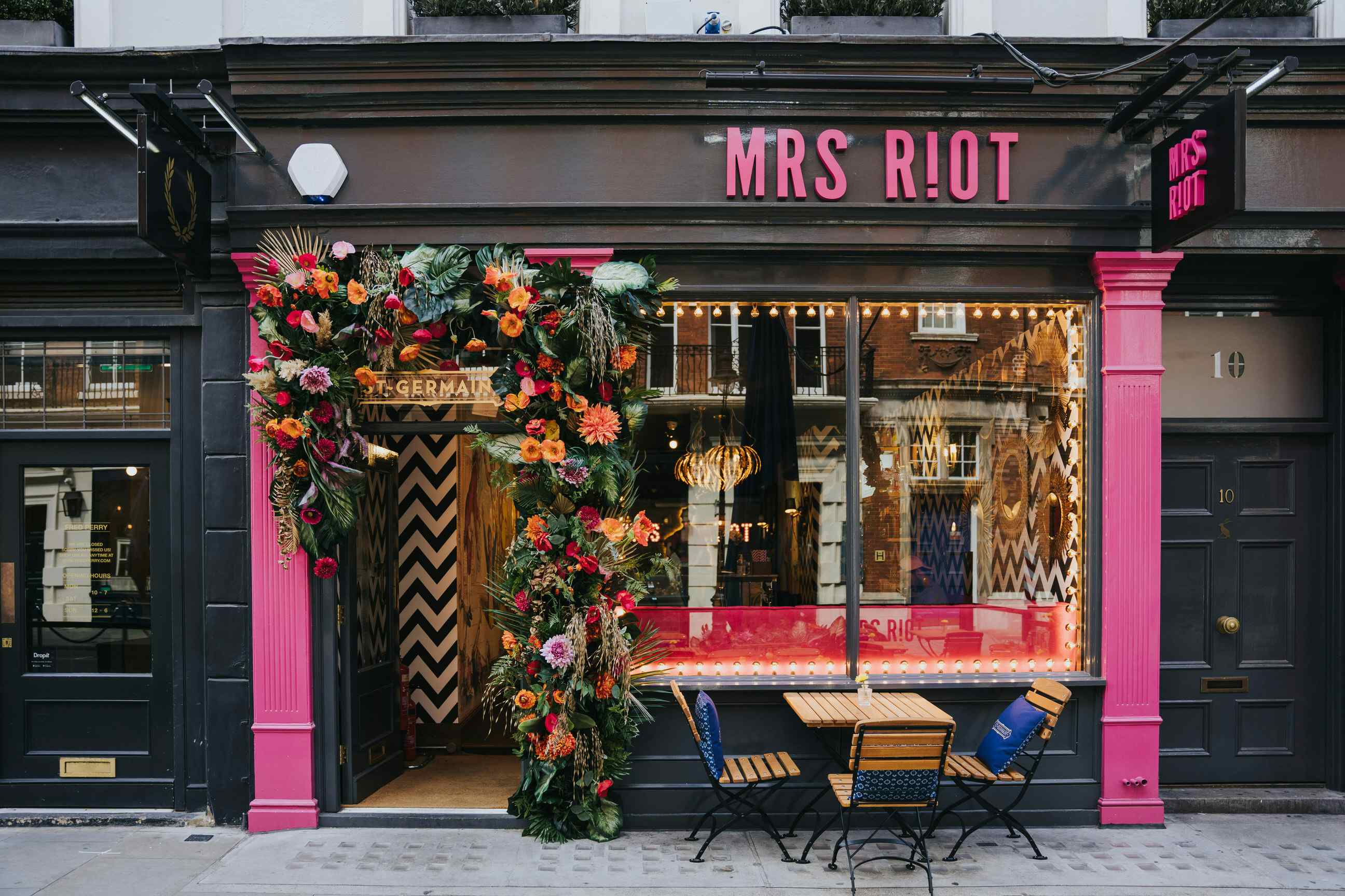 Mrs Riot - Whole Venue Hire  5