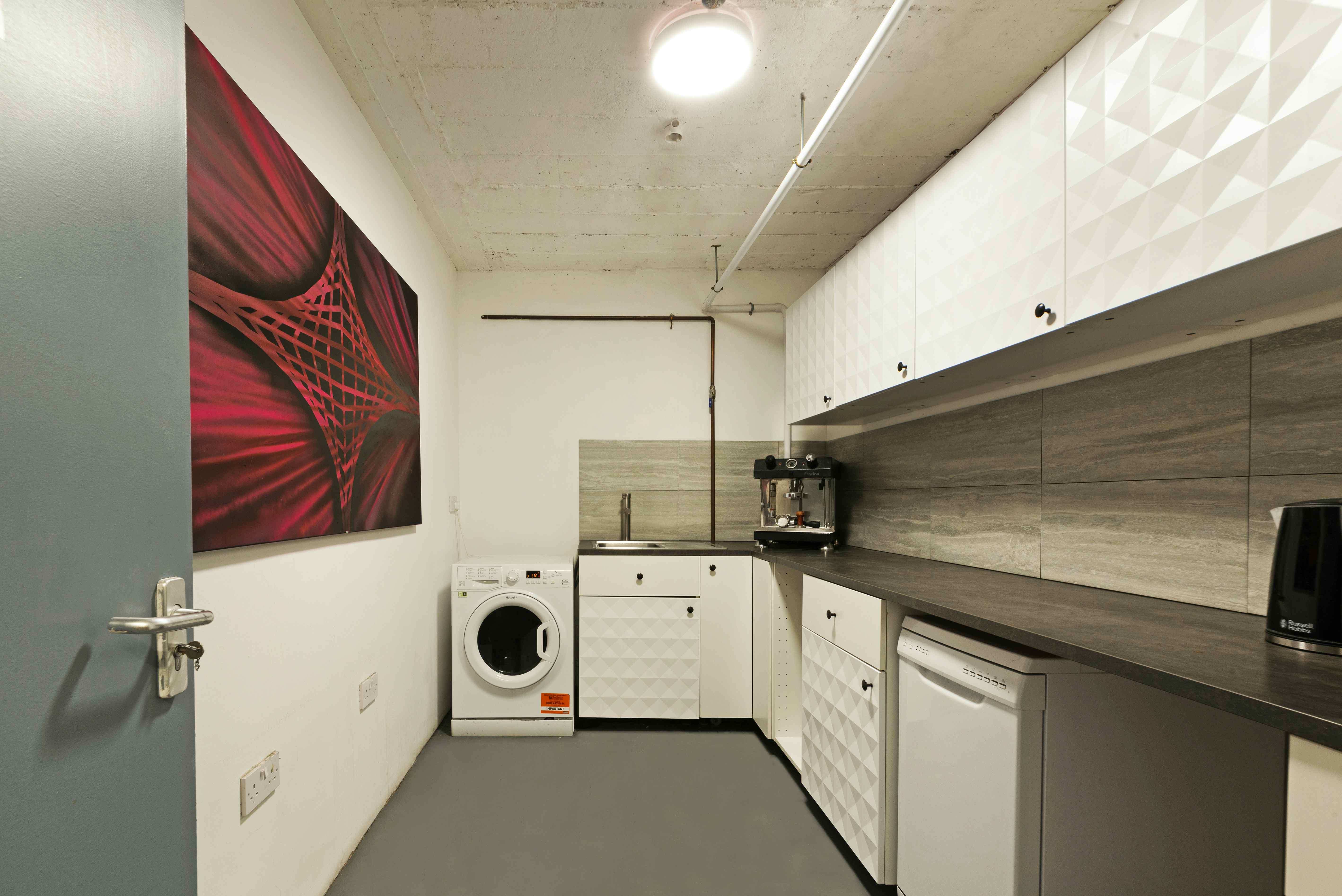 Creative space for photoshoots, filming and events 8