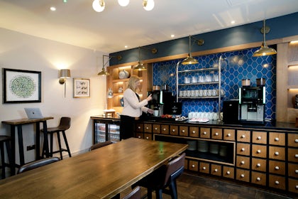 Windsor Suite 5