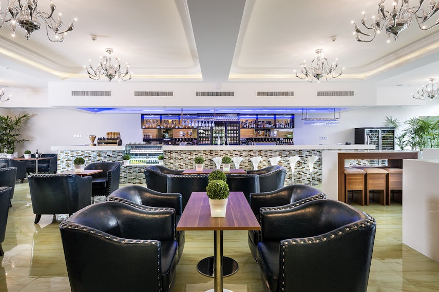 Ascot Bar 0