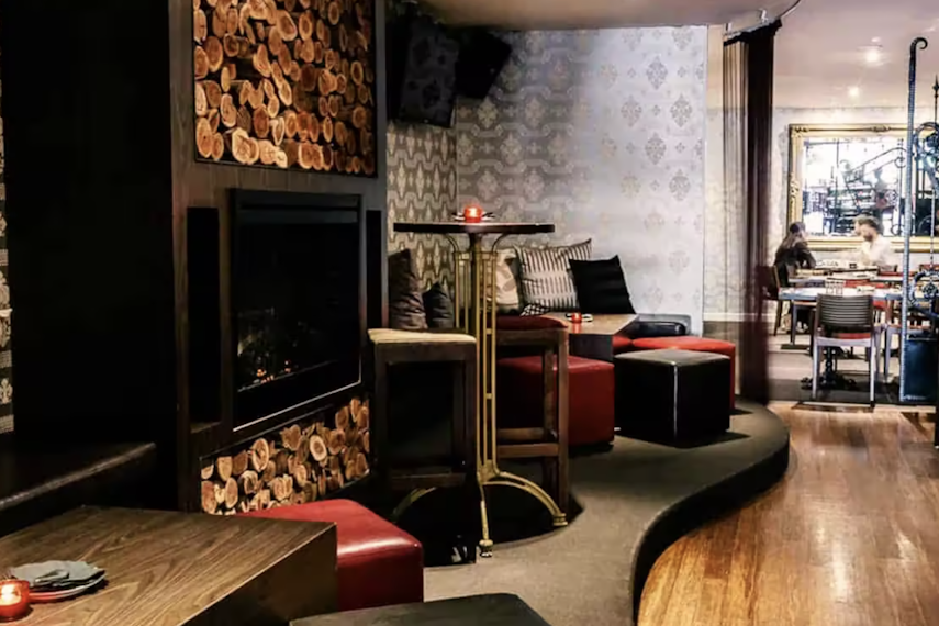 Fireplace 0