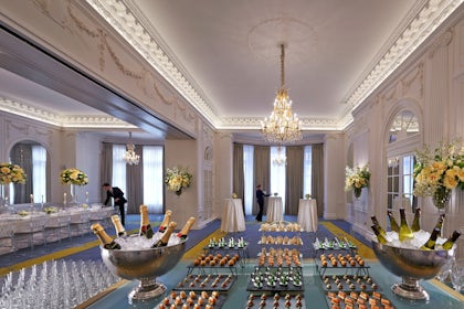 The Carlyle Suite, Lunch 1