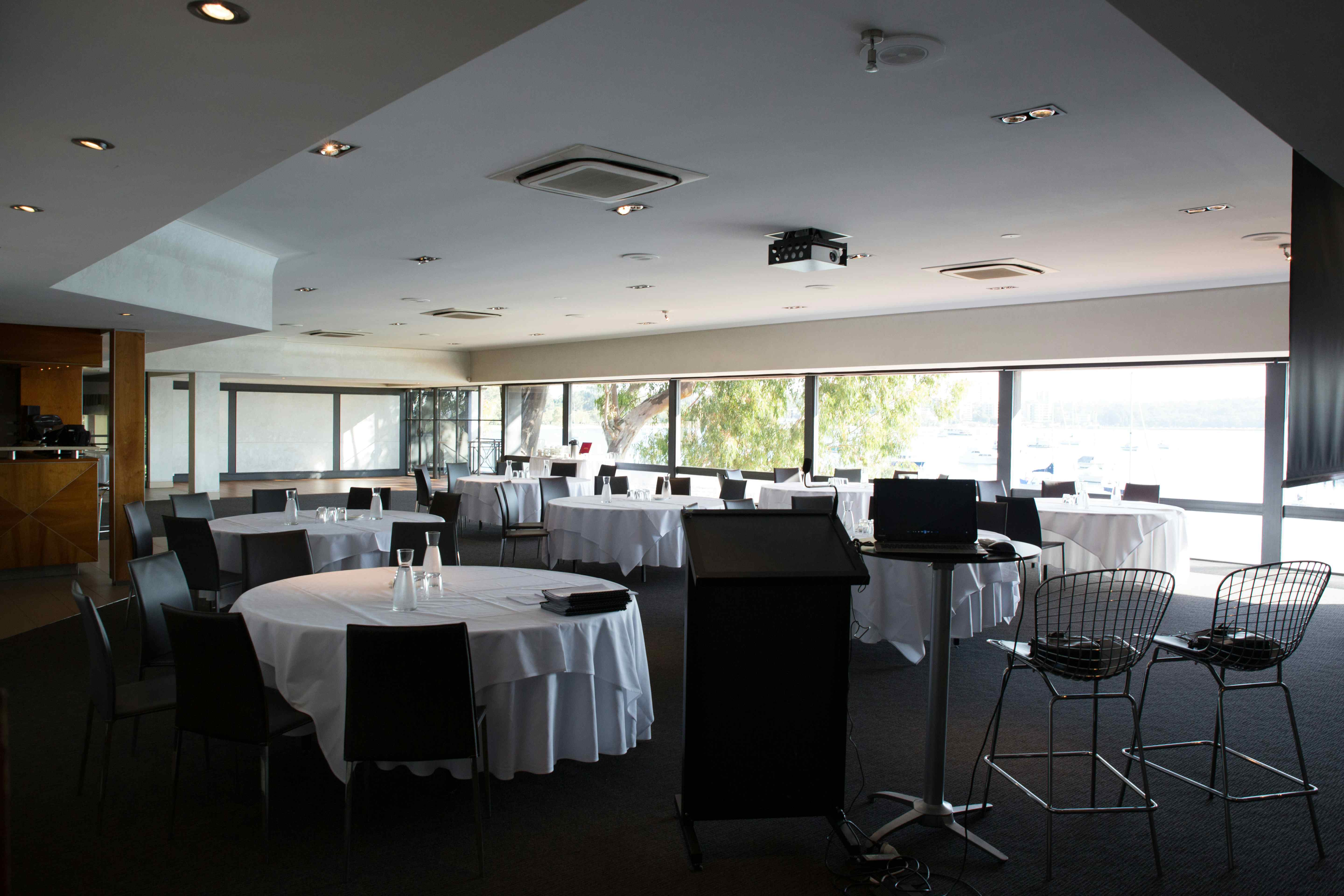 Roe Function Room 3