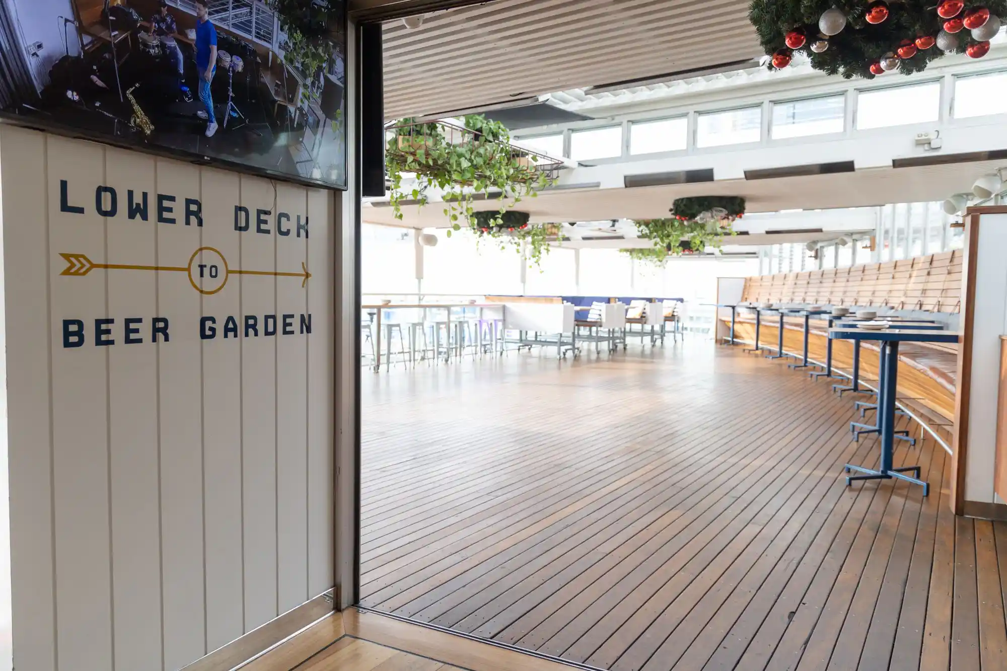 Helm Cockle Bay - The Terrace 