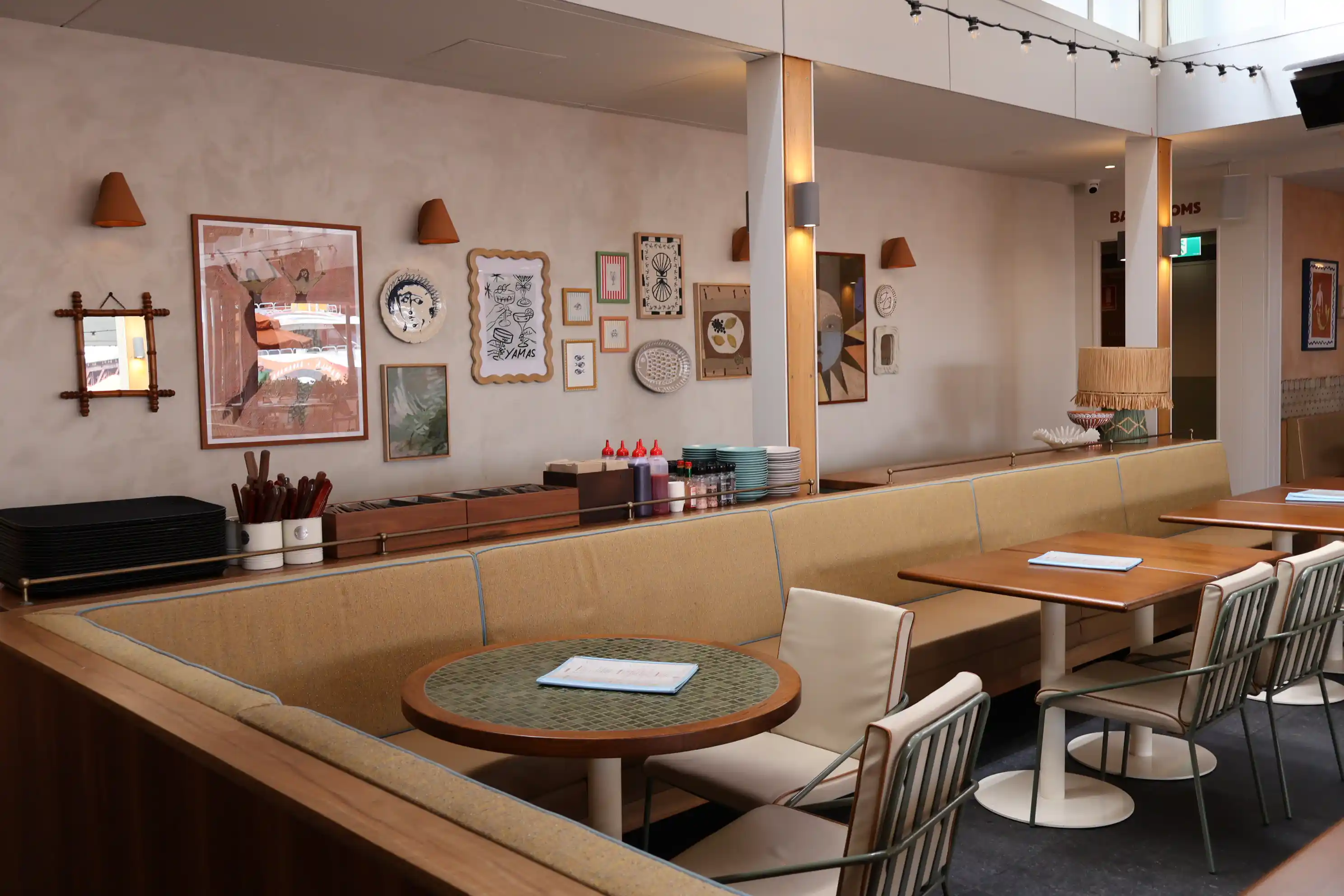 Helm Cockle Bay - The Garden 