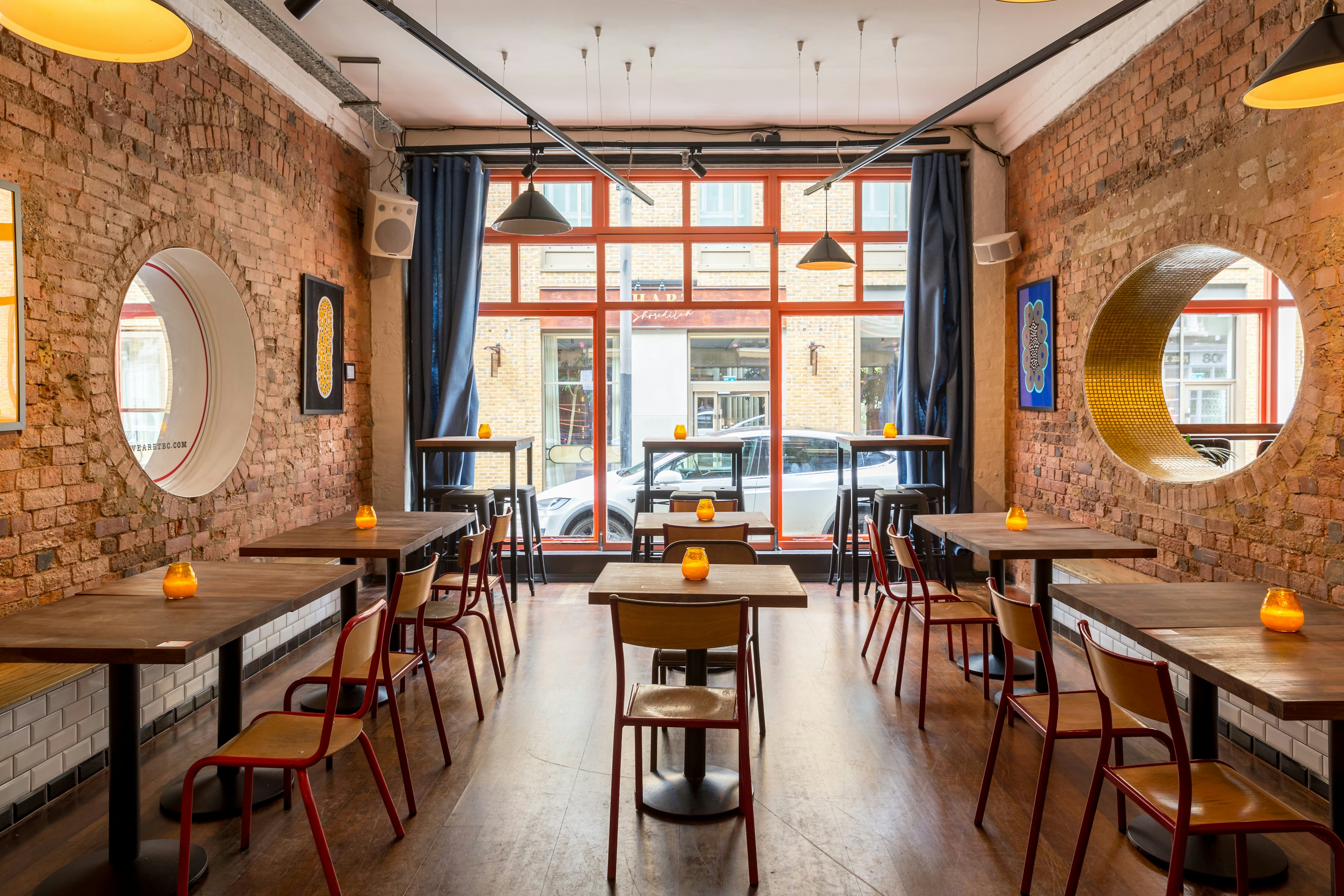 Ground Floor Bar 10