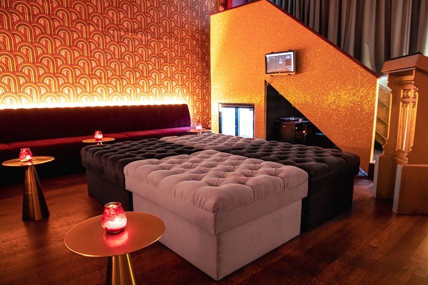 Karaoke Room 3D tour