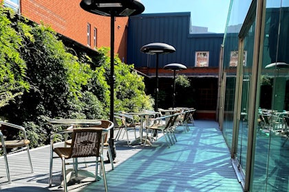 Atrium 1