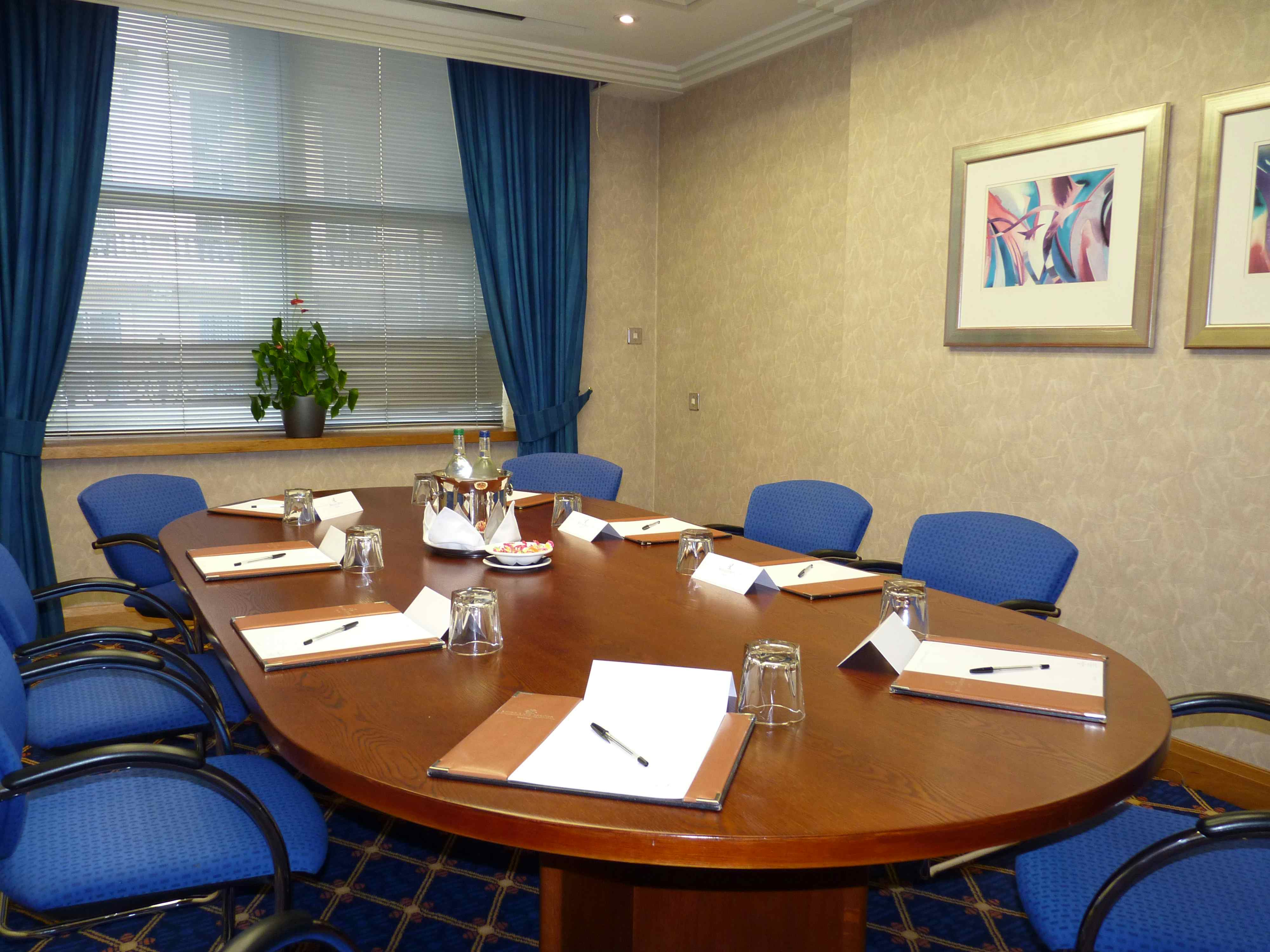 Wyvern, Pullman & The Blue Rooms 1