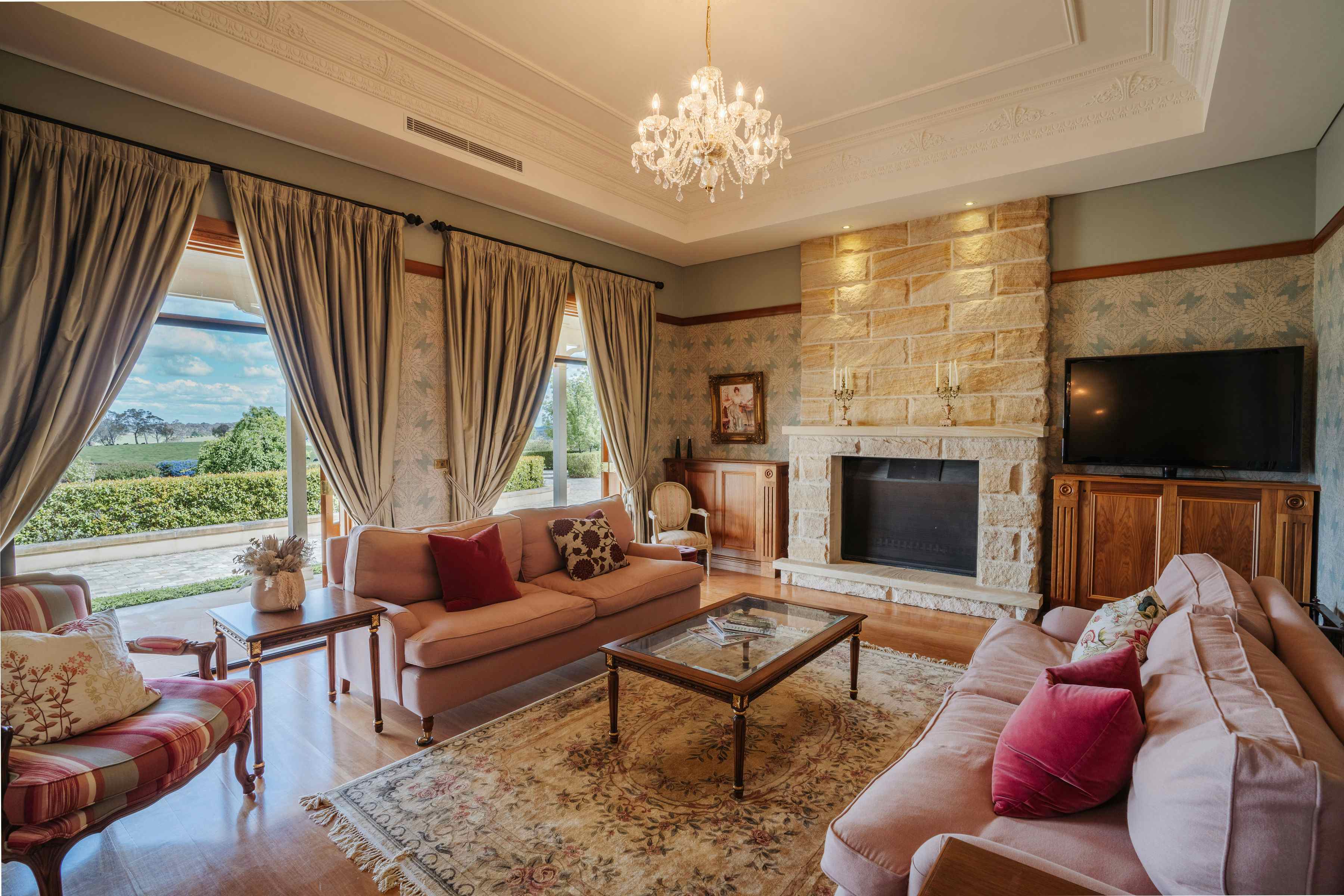 Rhyanna Park Country Estate 4