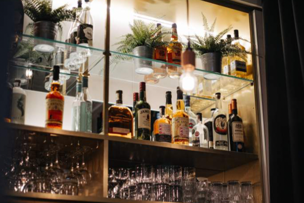 Over Under Earl's Court 3D tour